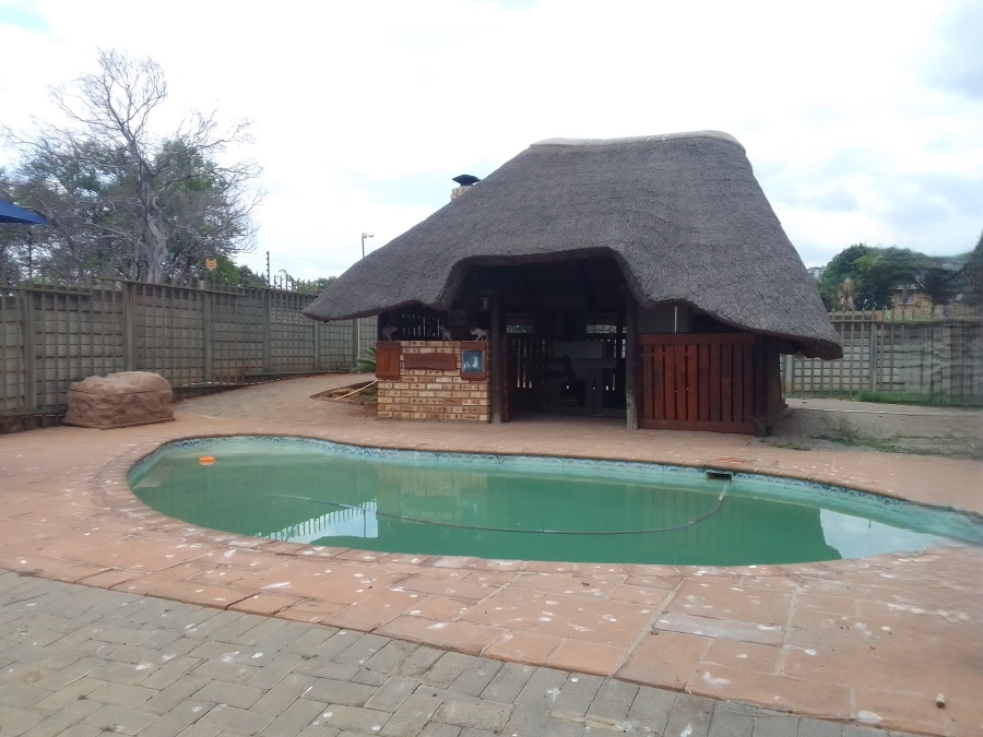 3 Bedroom Property for Sale in Azalea Park North West